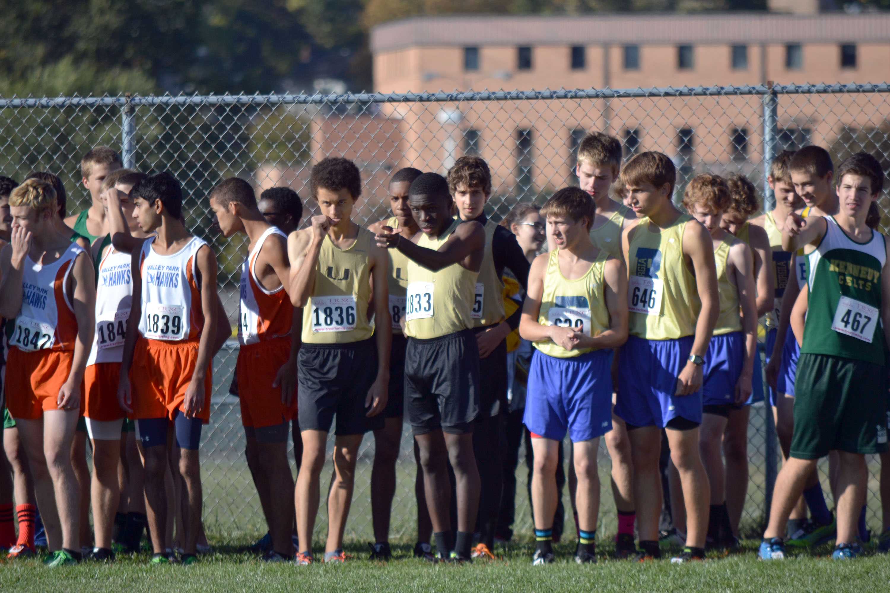 Cross Country Runners Stride Into State – U-Times